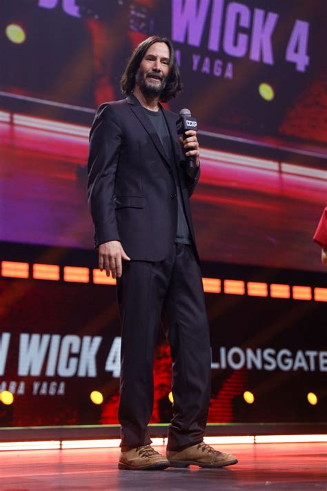 Keanu Reeves Na CCXP22 Painel De John Wick 4 Baba Yaga Da Paris