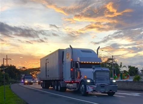 Transportistas de carga agrícola de Tierras Altas levantan el paro y