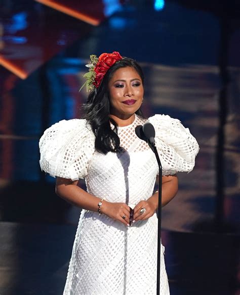 Yalitza Aparicio Y Carlos Rivera Est N M S Cerca Que Nunca Un Simple