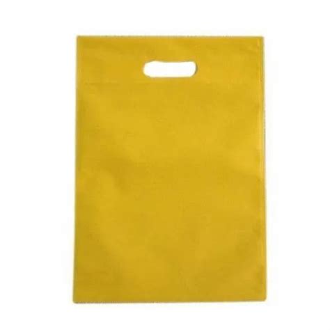 D Cut Plain Non Woven Grocery Bag At Rs 100 Kg D Cut Non Woven Bags