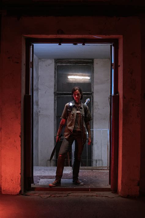 Ellie cosplay from TLOU part 2 : r/playstation