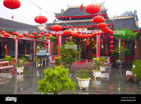 Vietnam Hoi An Chinese Temple Hi Res Stock Photography And Images Alamy