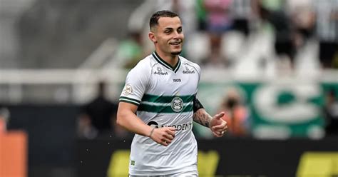 Fortaleza Faz Proposta Por Volante Bruno Gomes Do Coritiba