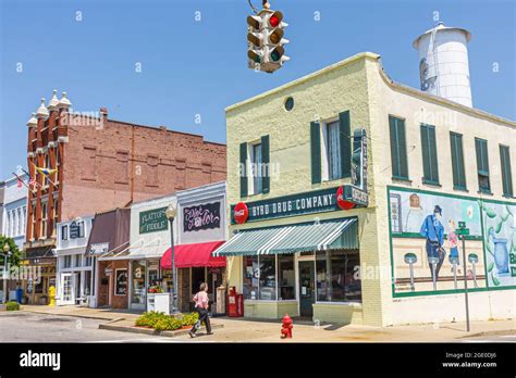 Alabama Troysmall Town Square Downtown Brick Buildingsbyrd Drug