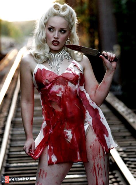 Chicks And Guns Are Handsome ZB Porn