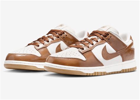 Nike Wmns Dunk Low Lx Ale Brown Ostrich Fj Up