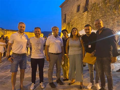 Castellamonte La Ceramica Protagonista Dei Viaggi Del Sindaco Mazza A