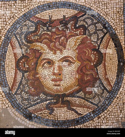 Mosaico De Medusa Fotos e Imágenes de stock Alamy