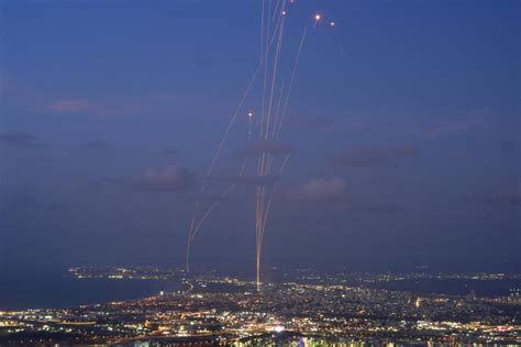 以色列狂轟黎巴嫩首都釀490死1600傷 為2006年真主黨戰爭以來最慘重