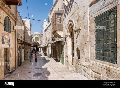 Jerusalem Street Scene In The Old City, Israel — Stock, 09/03/2023