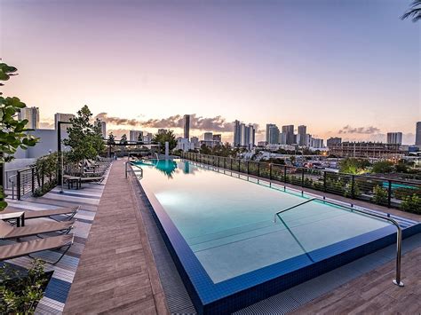 Sentral Wynwood Pool Pictures & Reviews - Tripadvisor