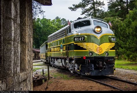 RailPictures.Net Photo: SMPX 6147 Stone Mountain Railroad EMD FP7 at ...