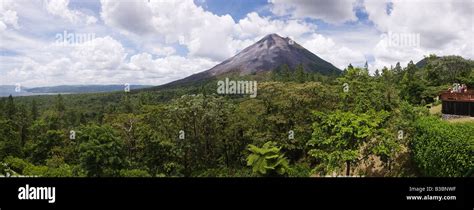 Arenal Volcano, Costa Rica Stock Photo - Alamy