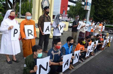 Foto Tokoh Lintas Agama Di Semarang Gelar Doa Bersama Untuk 53 Awak