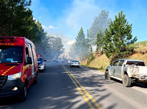 Fogo Em Vegeta O Causa Acidente Na Rota Do Sol E Deixa Duas Pessoas