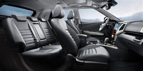 SsangYong Tivoli-interior – PerformanceDrive