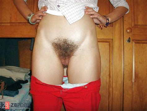 Inexperienced Wives Flashing Their Cooters ZB Porn