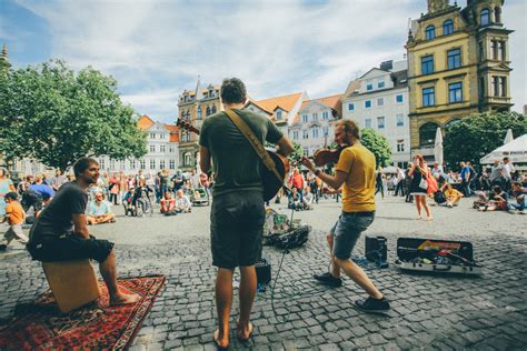 Straßenmusik in und um Deutschland Wie du erfolgreich bist und Geld