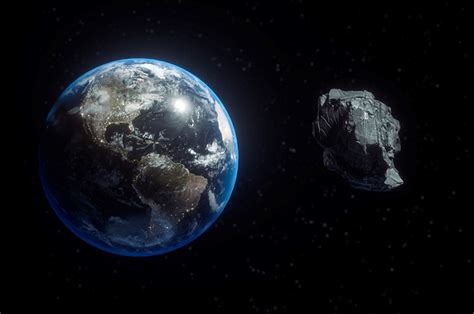 Poruszająca Się Z Dużą Prędkością Asteroida 2001 Fo32 Zbliży Się Na Niewielką Odległość Do Ziemi