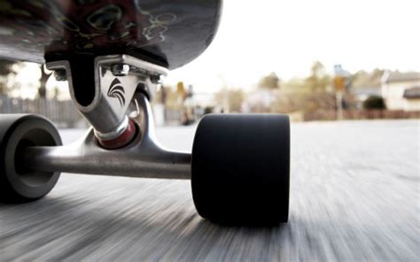 Papel De Parede Homens Esportes Faixas Longboard Usain Bolt