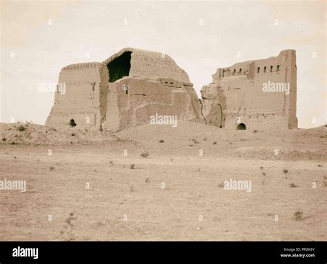 Ctesiphon arch hi-res stock photography and images - Alamy