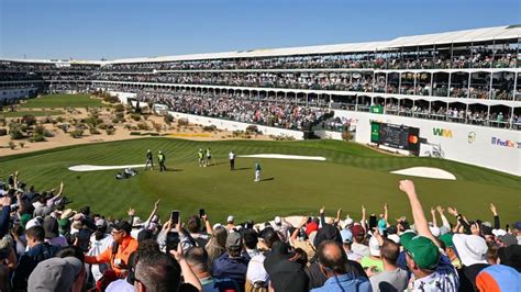 How Many Fans Does The WM Phoenix Open 16th Hole Stadium Hold? | Golf ...