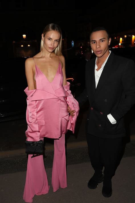 Natasha Poly Looks Hot Arriving The Harpers Bazaar Evening In Paris