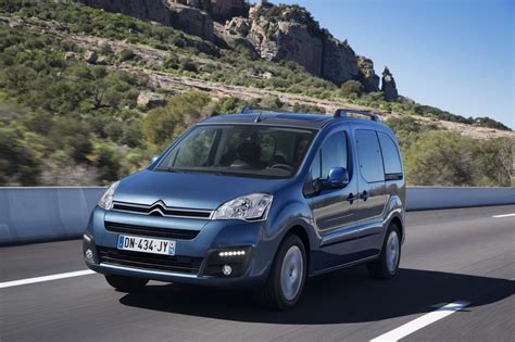 Citroen Berlingo 1 6 Blue HDi 2015 Primo Contatto Prova Recensione