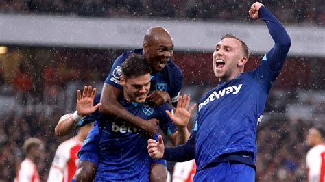 West Ham Stuns Arsenal 2 0 To Record A Third Successive Epl Victory