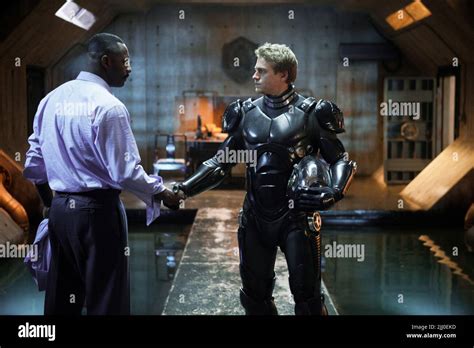 IDRIS ELBA, CHARLIE HUNNAM, PACIFIC RIM, 2013 Stock Photo - Alamy