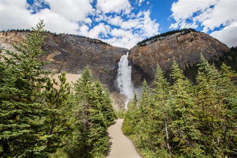 Exploring Takakkaw Falls | Yoho Valley | Yoho National Park