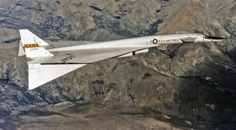 Vehicle I-D: XB-70A Valkyrie | Blind Bat News