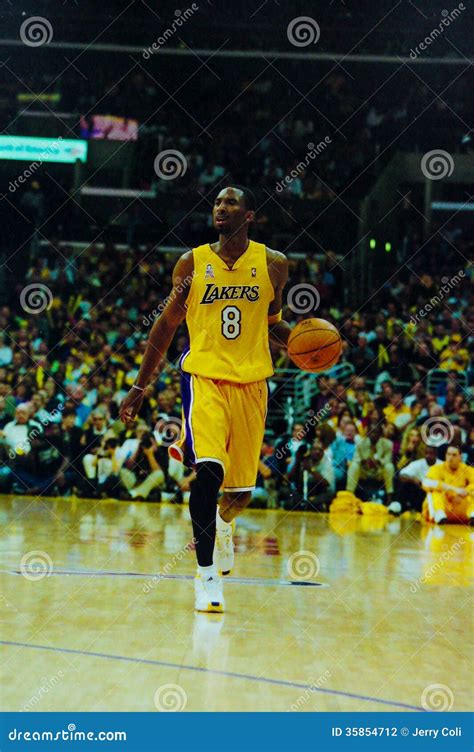 Kobe Bryant Los Angeles Lakers Fotografía Editorial Imagen De Remojar