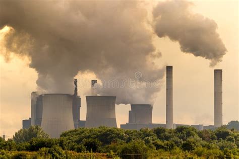 Emission Of Coal Power Plant Stock Image Image Of Chimney Electrical