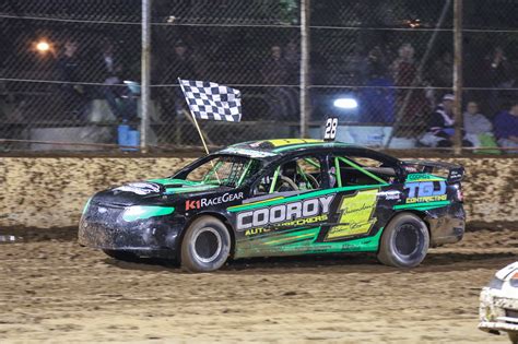 Raymont Wins Kings Royal Kingaroy Speedway