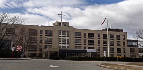 Holy redeemer hospital staffing changes will affect patient care 8