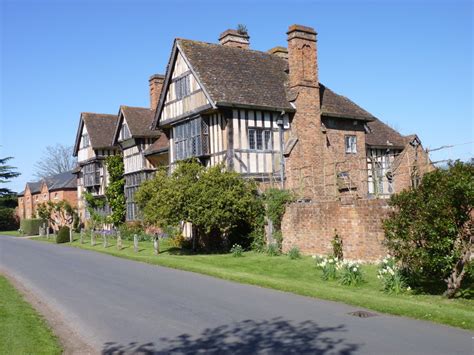 Wick Manor Jeff Gogarty Cc By Sa 2 0 Geograph Britain And Ireland