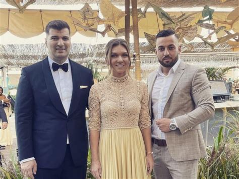 Galerie Foto Mesajul lui Darren Cahill în ziua în care Simona Halep s