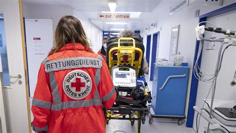 Verdacht Auf Schlaganfall Experten Vom St Ansgar Krankenhaus In