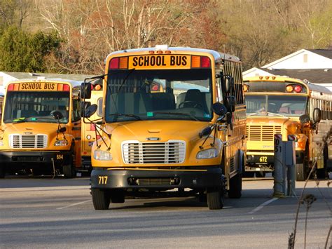 Cabell County Schools 717 Bus Lot Huntington Wv Flickr