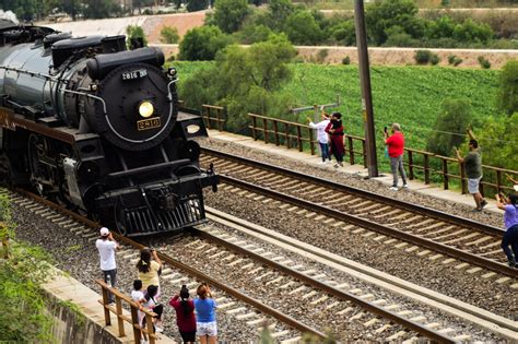 Mujer Muere Por Tomarse Una Selfie Con El Tren Empress 2816 Era Su