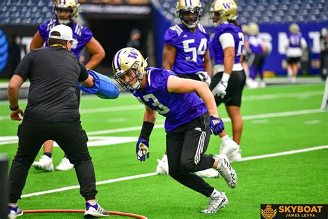 Washington Huskies 2024 Cfp National Championship Saturday Practice