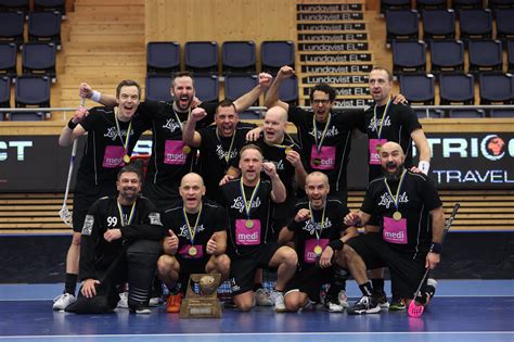 H R R Vinnarna I Veteran Sm Svensk Innebandy