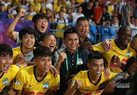 Hoang Anh Gia Lai FC wins multiple V-League awards » Vietnam News - Latest Updates and World ...