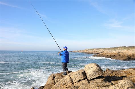 P Che Au Flotteur En Mer Ludique Et Efficace Voile Moteur