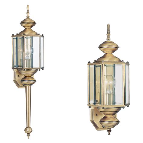 8510 01one Light Outdoor Wall Lanternantique Brass