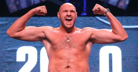 Tyson Fury Recrute Un Gros Nom De L Ufc Pour S Entrainer Avant Son