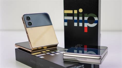 Samsung S Galaxy Z Flip Bespoke Edition Is Almost The Return Of The