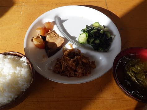 4月18日 朝食 山のふるさと合宿 かじかの里学園