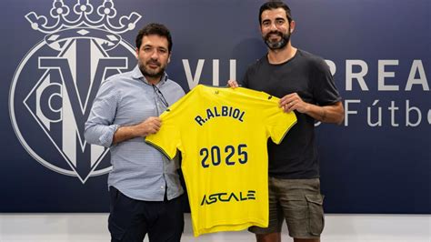 Raúl Albiol renueva su contrato con el Villarreal CF hasta 2025